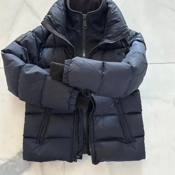 SAM boys size 10 winter jacket. Puffer coat. Double zipper. All zipper work